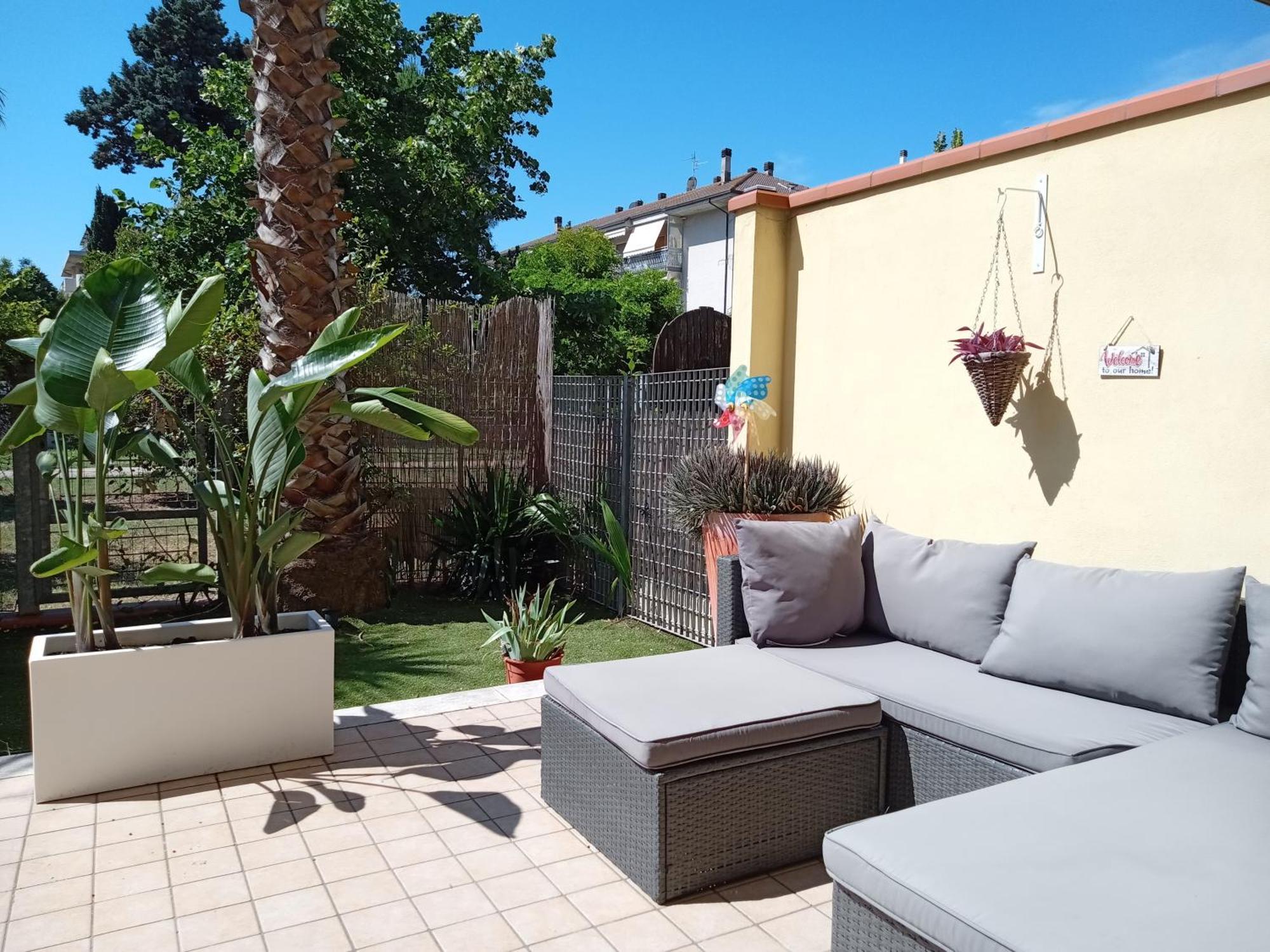 Casa Giardino Apartment San Benedetto del Tronto Bagian luar foto