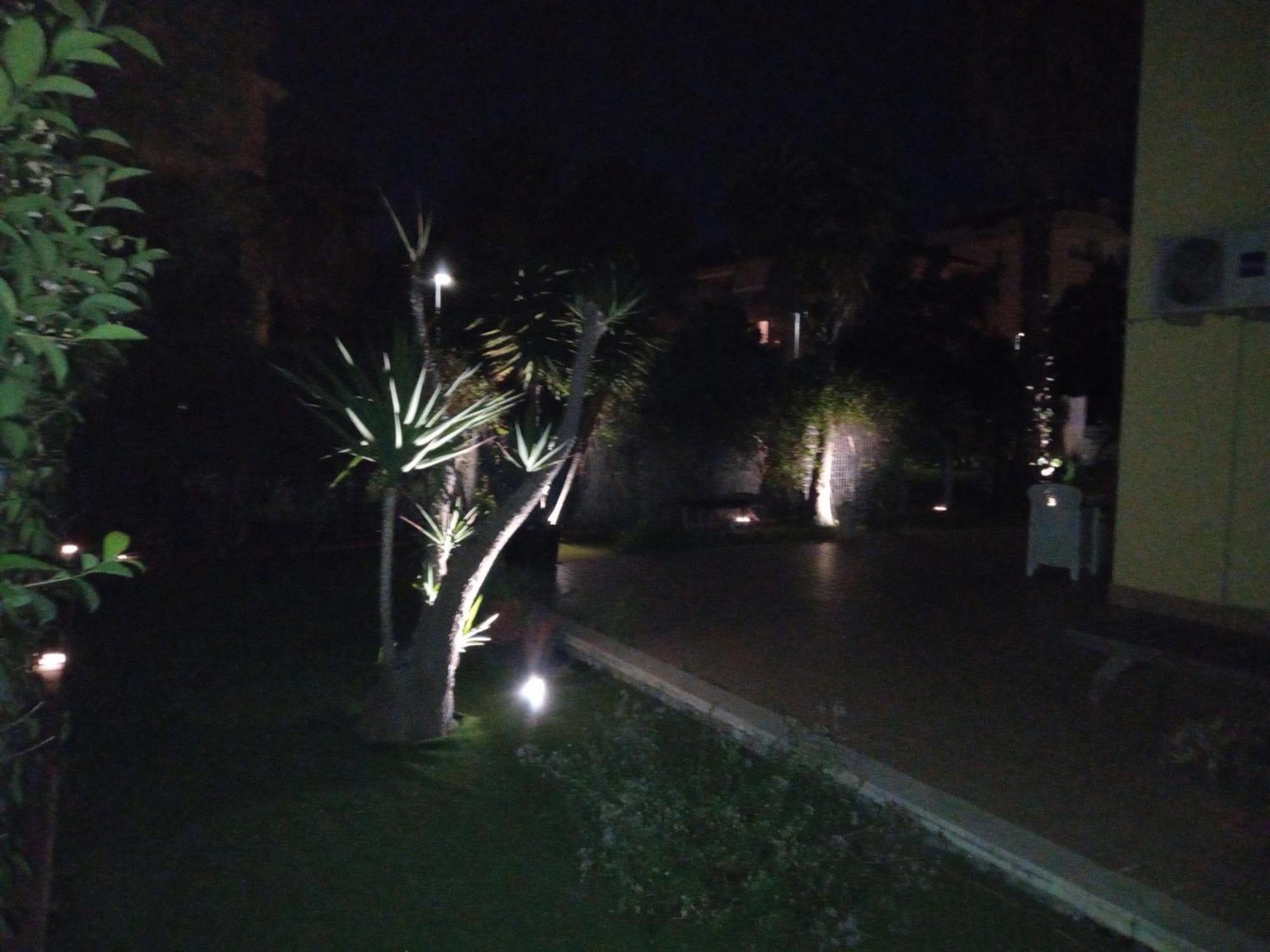 Casa Giardino Apartment San Benedetto del Tronto Bagian luar foto