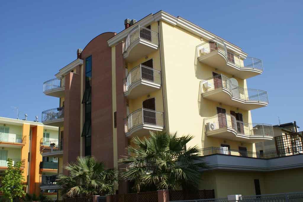 Casa Giardino Apartment San Benedetto del Tronto Bagian luar foto